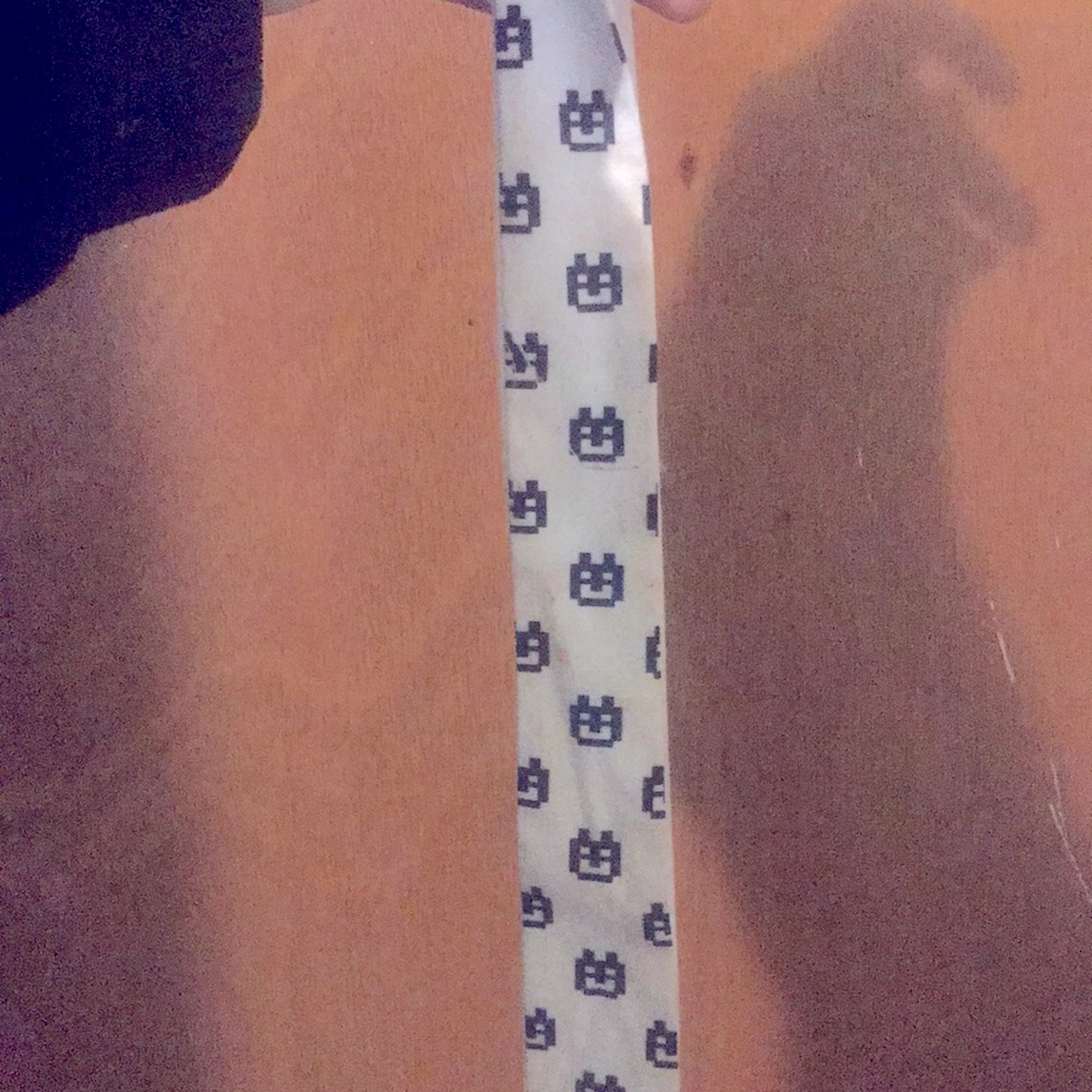Junko Enoshima Tie